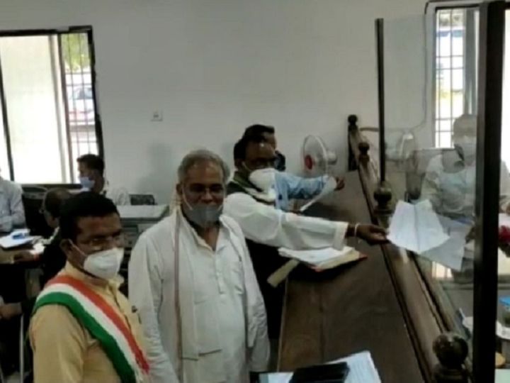 कांग्रेस प्रत्याशी केके ध्रुव ने पर्चा भरा;