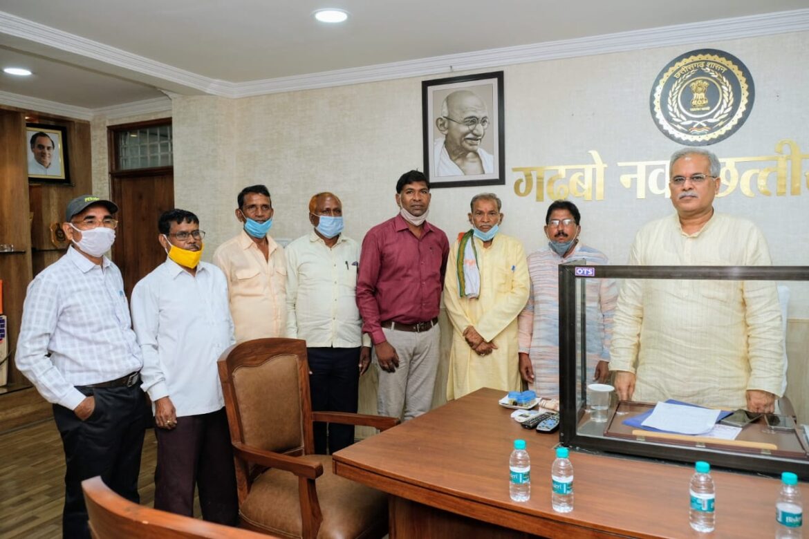 मुख्यमंत्री से दुर्ग जिला मानस संघ के प्रतिनिधिमंडल ने की सौजन्य मुलाक़ात