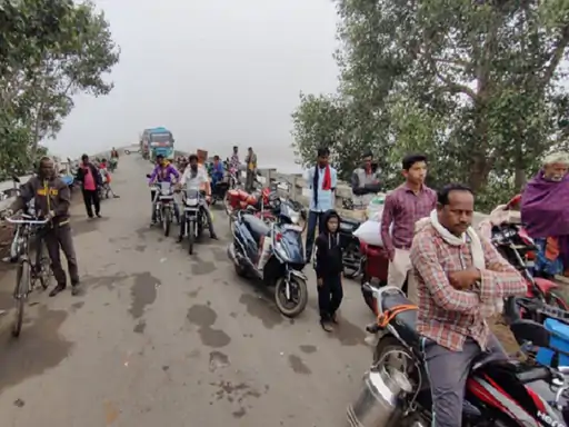 अधिगृहीत जमीन की दूसरी किश्त नहीं मिली, अफसर बोले- बकाया नहीं