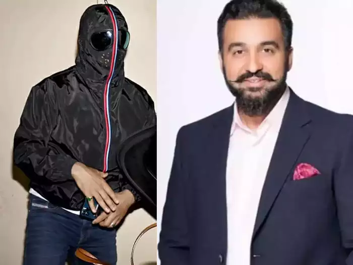 राज कुंद्रा सुपरमैन की ड्रेस पहनकर पहुंचे फिल्म देखने