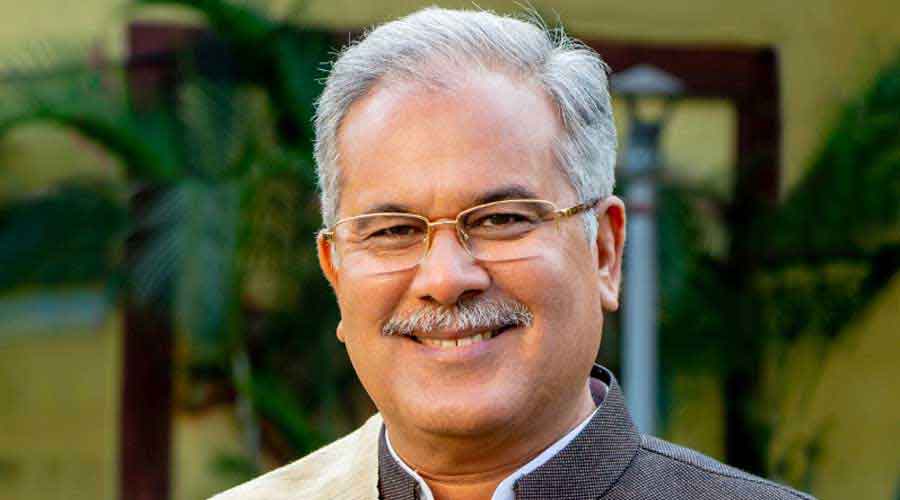 माटी पूजन कर ट्रैक्टर से बुआई करेंगे CM