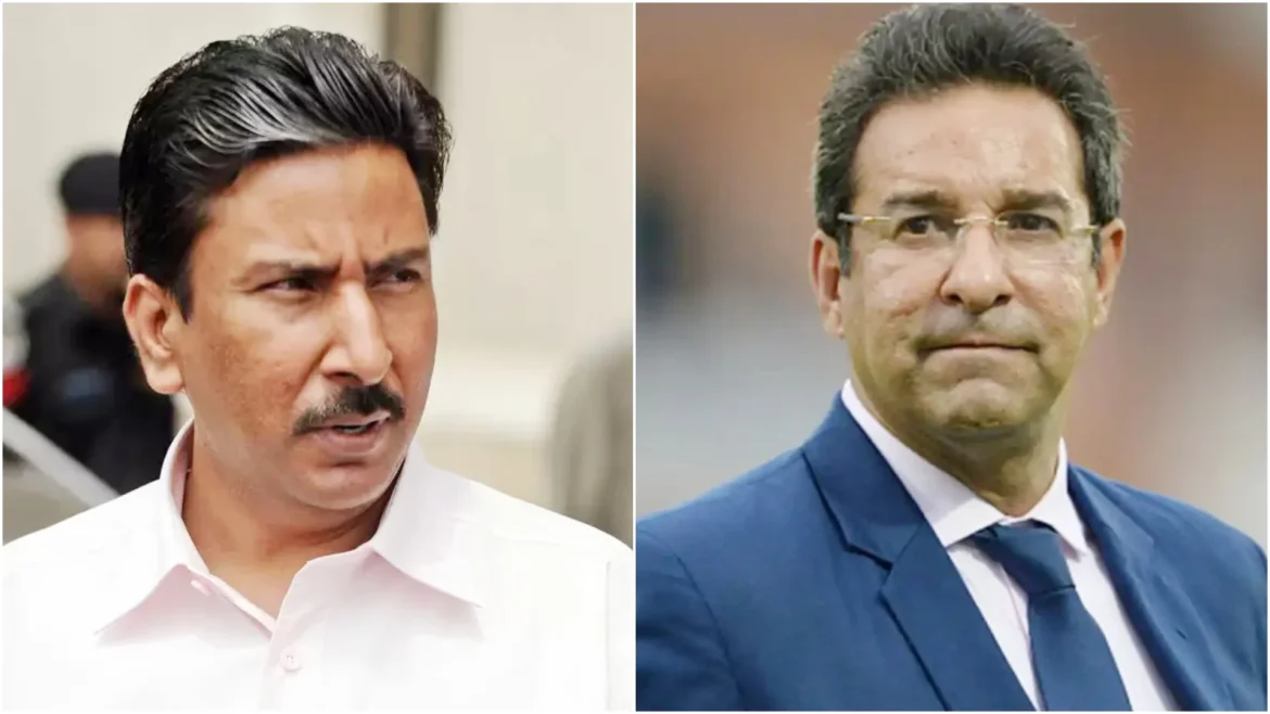 PAK के पूर्व क्रिकेटरों में जुबानी जंग:अकरम ने लिखा- मलिक कपड़े-जूते धुलवाते थे