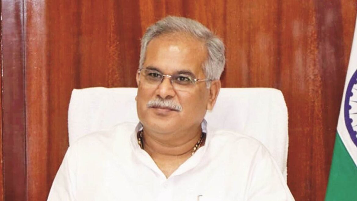 मुझे बेरोजगारी भत्ता देने से ज्यादा खुशी तब होगी जब आपके हाथ मे रोजगार होगा: भूपेश बघेल