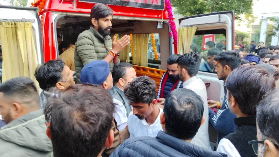 अंतिम सफर पर सुखदेव सिंह गोगामेड़ी: दर्शन करने पहुंच रहे बड़ी संख्या में समर्थक