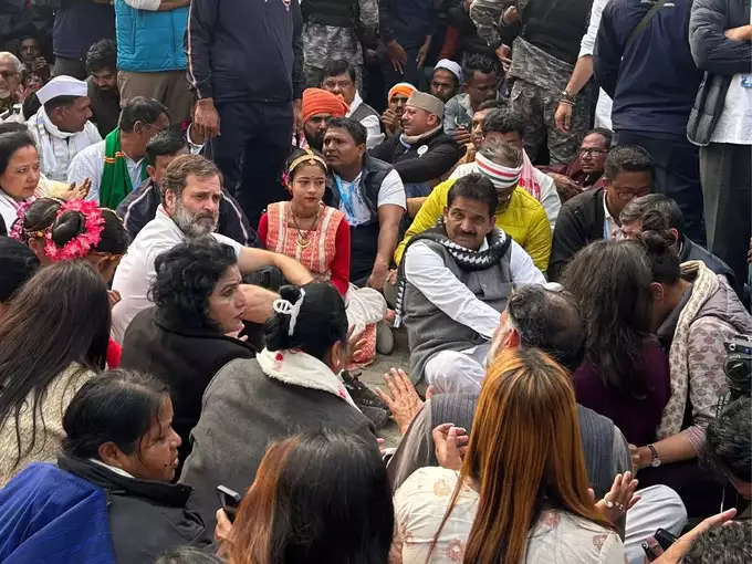 जब अयोध्या में चल रही थी राम मंदिर प्राण प्रतिष्ठा तब विपक्ष क्या कर रहा था?