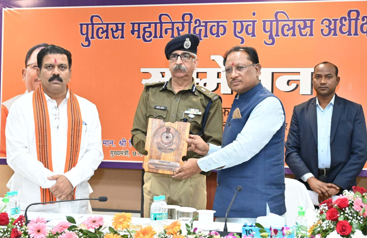 अपराध, नशाखोरी और अवैध गतिविधियों पर हमारी सरकार की जीरो टॉलरेंस की नीति : मुख्यमंत्री श्री विष्णु देव साय