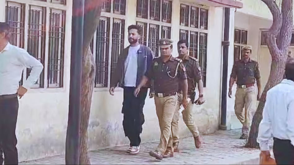 गिरफ्तारी के बाद एल्विश यादव का वीडियो वायरल