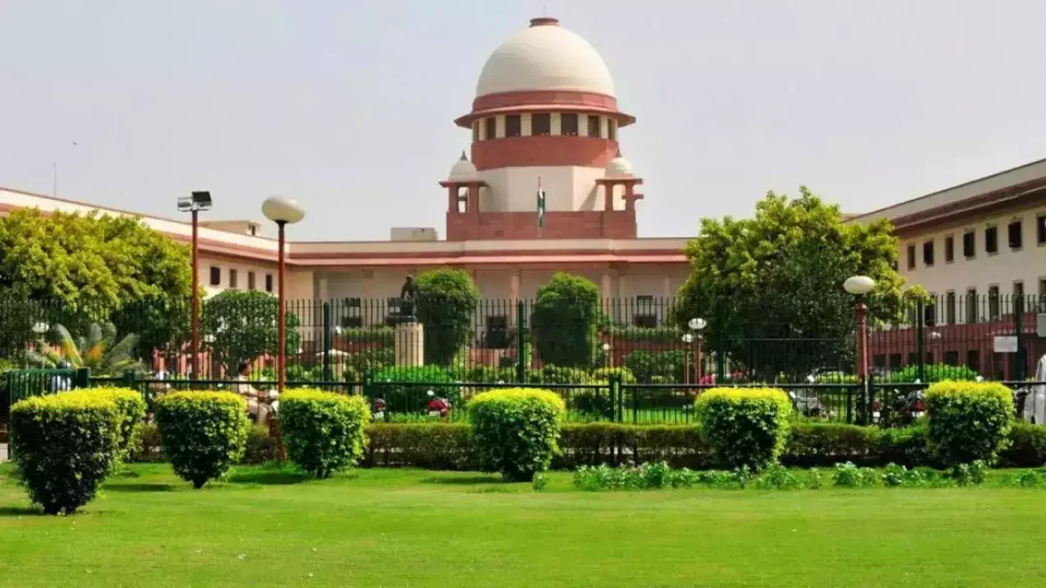 शिवसेना-यूबीटी गुट की याचिका को सूचीबद्ध करने को तैयार सुप्रीम कोर्ट