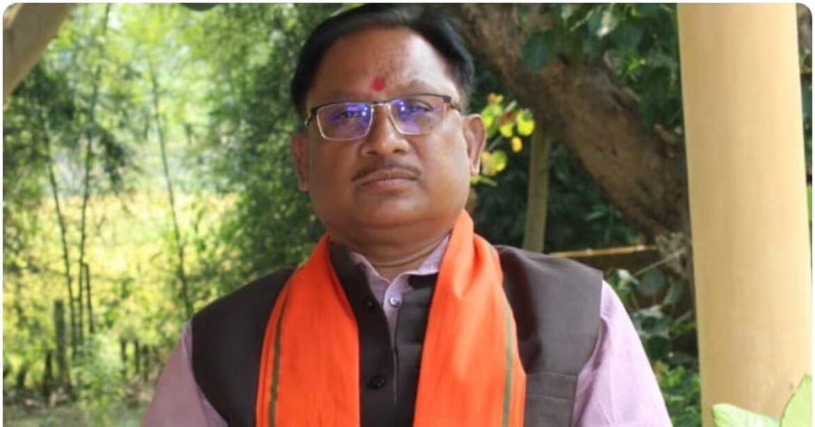मुख्यमंत्री श्री विष्णुदेव साय एवं वित्तमंत्री श्री ओपी चौधरी के निर्देश पर टैक्स चोरी करने वालों पर लगातार जारी है कड़ी कार्रवाई