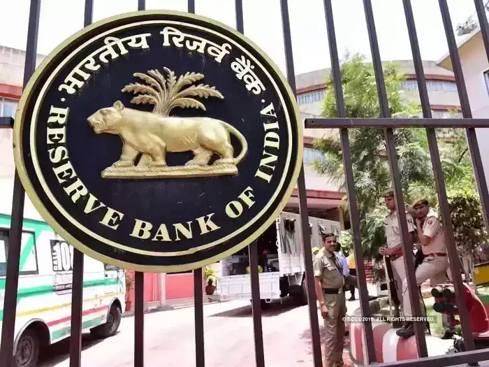 गोल्ड लोन देने में गड़बड़ी पर फाइनेंस मिनिस्ट्री ने बैंकों को किया आगाह