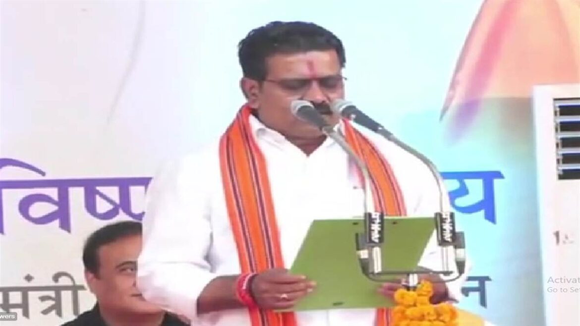 कवर्धा में गृहमंत्री की सुरक्षा में बड़ी चूक, गलत जगह उतरा हेलीकॉप्टर