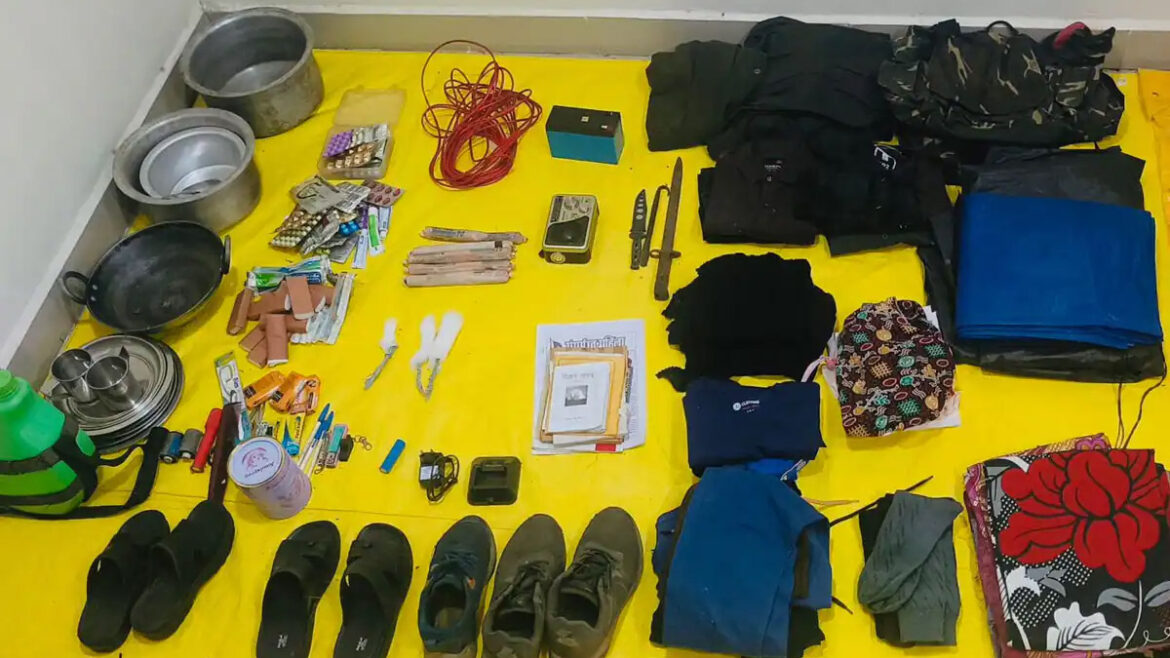 लोकसभा चुनाव से पहले पुलिस का बड़ा एक्शन, महाराष्ट्र-छत्तीसगढ़ सीमा पर नक्सली कैंप का किया भंडाफोड़