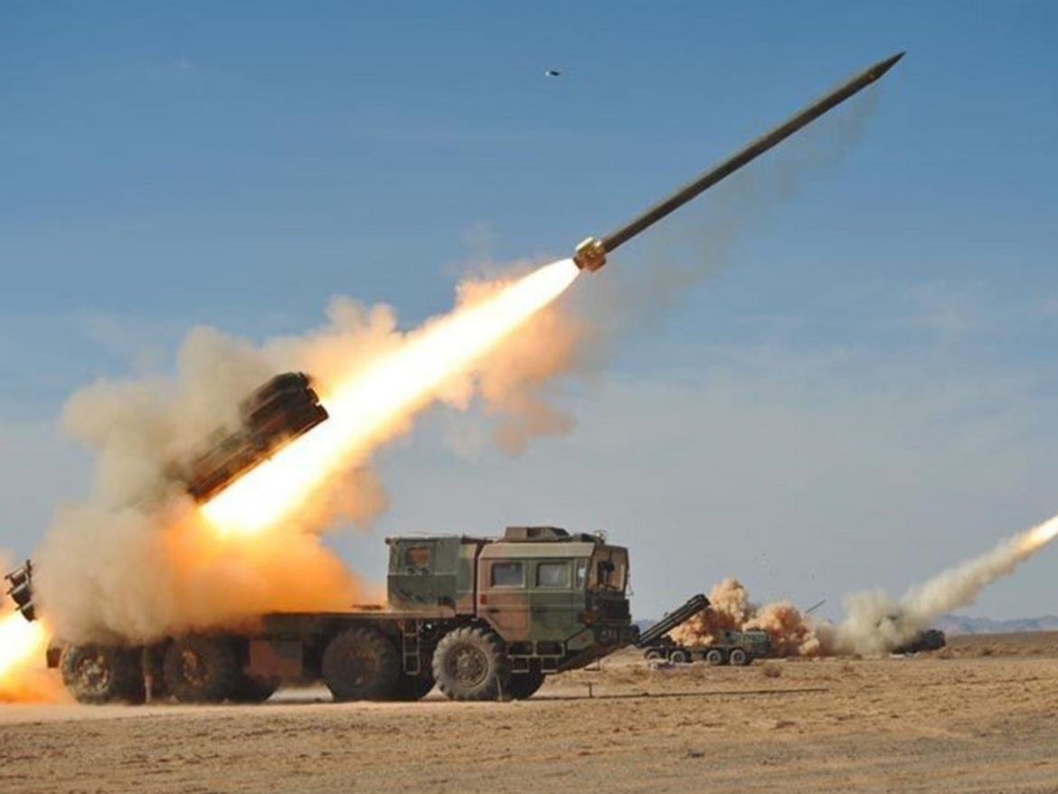 इजरायल पर हिजबुल्ला ने किया हमला, 150 रॉकेट और ड्रोन से सेना के 15 ठिकानों पर अटैक