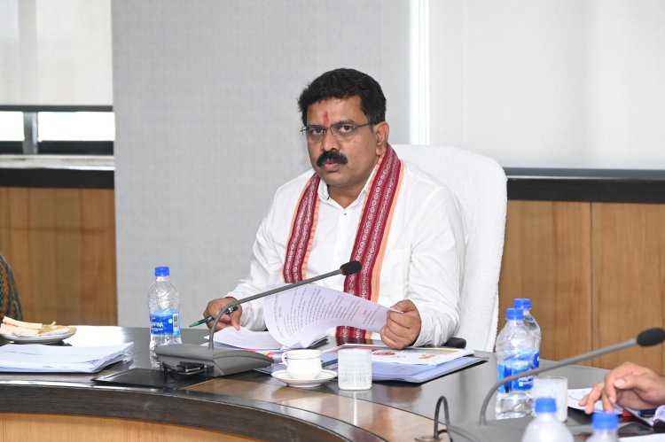 मुख्यमंत्री विष्णुदेव साय के निर्देश पर उपमुख्यमंत्री विजय शर्मा ने की समीक्षा