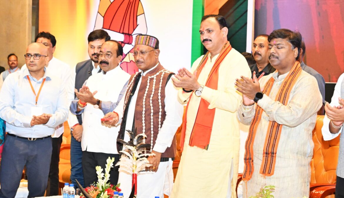 अब अटक-अटक कर नहीं, सांय-सांय जाएगी मितानिन बहनों के बैंक खाते में राशिः मुख्यमंत्री श्री विष्णुदेव साय