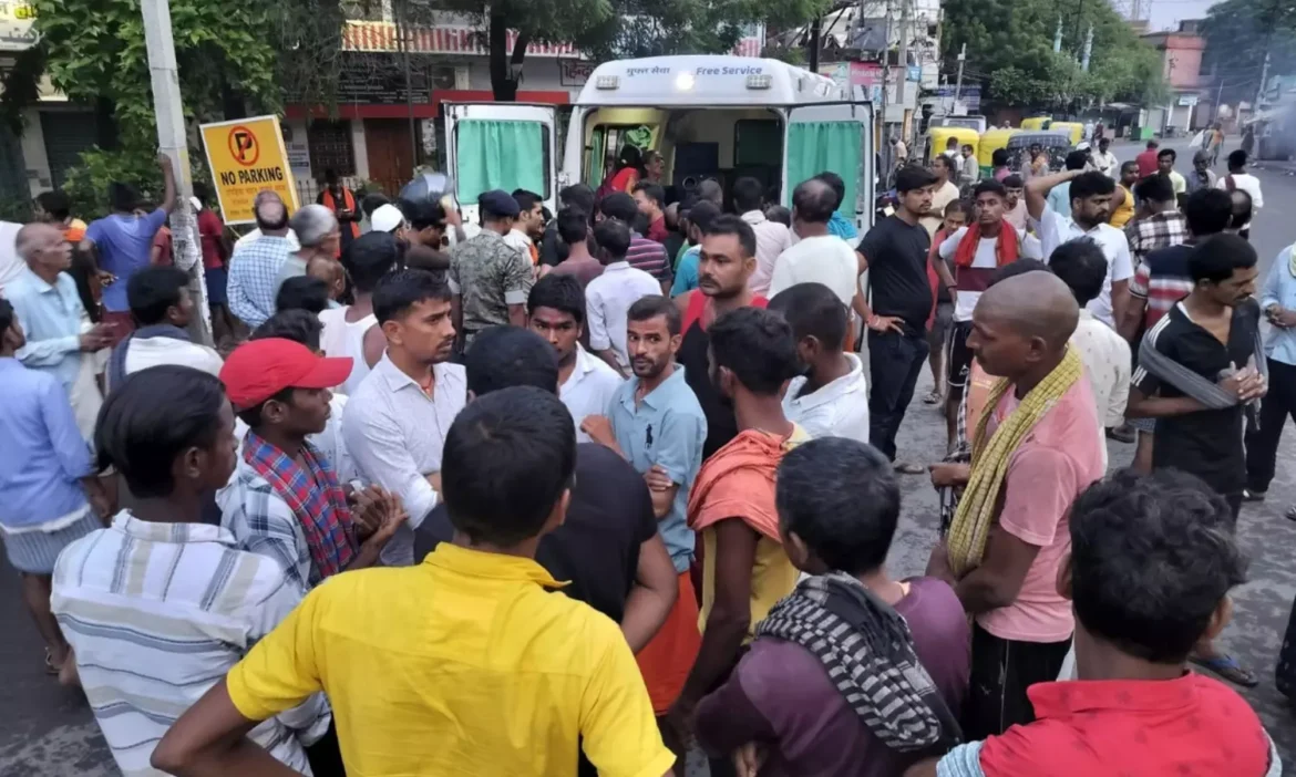 जहानाबाद के सिद्धेश्वर नाथ मंदिर में भगदड़, सात लोगों की मौत, दर्जनों घायल