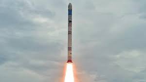 ISRO को मिली ऐतिहासिक लॉन्चिंग में सफलता, SSLV रॉकेट देगा आपदा का अलर्ट
