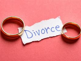 चीन में शादी से ज्यादा हो रहे हैं, तलाक
