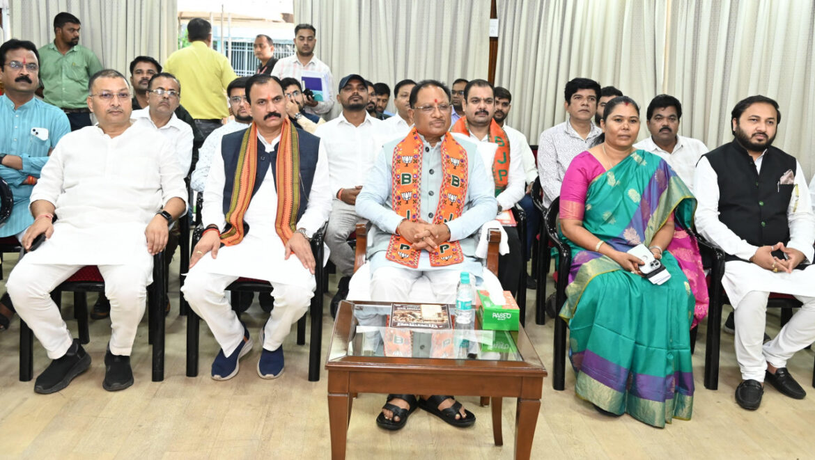 प्रधानमंत्री के मन की बात कार्यक्रम देशवासियों के नवाचारी प्रयासों को जानने का महत्वपूर्ण जरिया : मुख्यमंत्री साय