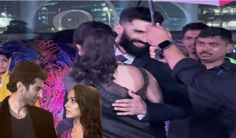 इवेंट में बारिश के दौरान श्रद्धा-आदित्य की मुलाकात ने फैंस को दिलाई ‘आशिकी 2’ की याद