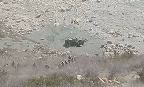 सेना का वाहन फिसलकर खाई में गिरा, एक कमांडो की मौत, 3 घायल