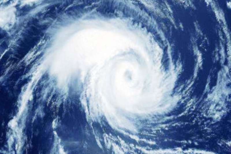 स्कूल बंद, ट्रेनें रद्द..ओडिशा-बंगाल हिला, ‘तूफ़ान दाना’ का आगमन, जाने क्या है इसकी रफ़्तार