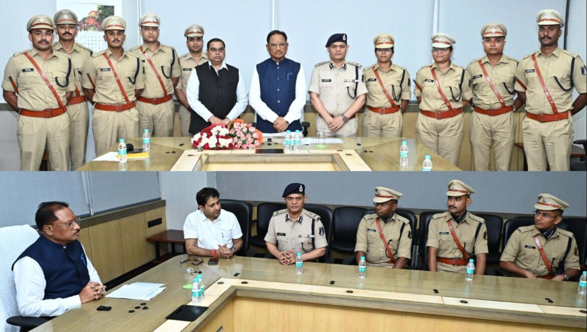 मुख्यमंत्री से पुलिस प्रशिक्षण अकादमी में प्रशिक्षण प्राप्त कर रहे प्रशिक्षणार्थियों ने की सौजन्य मुलाकात
