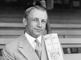 ब्रैडमैन एक महान बल्लेबाज, नहीं तोड पाया कोई उनका रिकॉर्ड