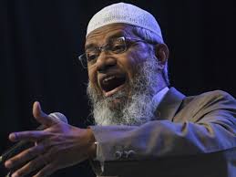 अपने राजकीय मेहमान भगौड़े जाकिर नाइक को गाली दे रहे पाकिस्तानी