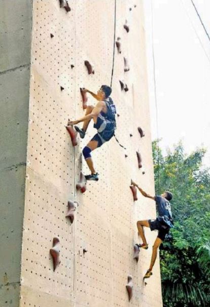 इंटर स्कूल क्लाइंबिग स्पर्धा में इन्दौर ओवरऑल चैंपियन