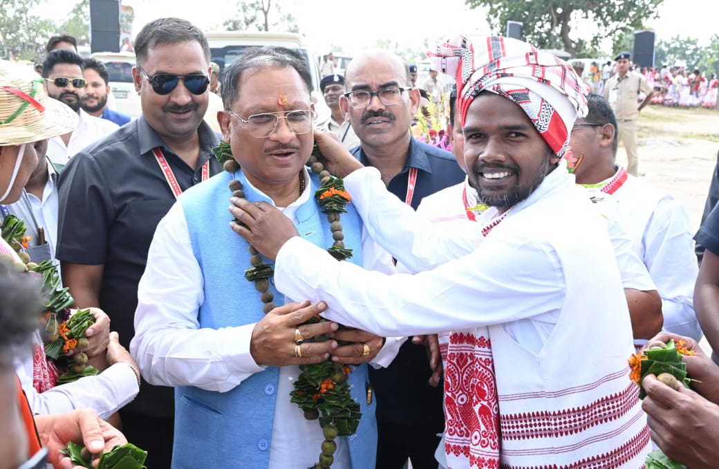 मुख्यमंत्री श्री विष्णुदेव साय की अध्यक्षता में सरगुजा क्षेत्र आदिवासी विकास प्राधिकरण की बैठक प्रारंभ