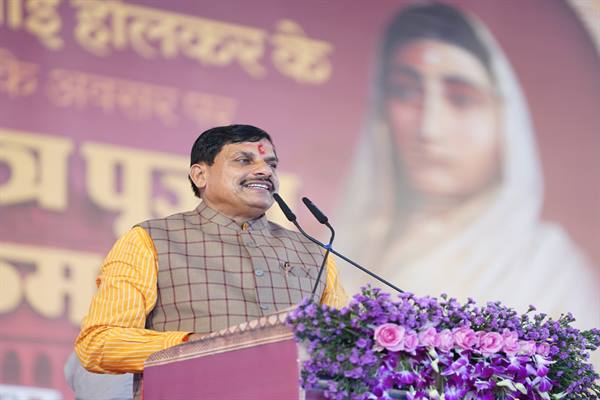 आत्मरक्षा, अन्याय और शोषण के विरुद्ध जंग का प्रतीक है शस्त्र-पूजन : मुख्यमंत्री डॉ. यादव