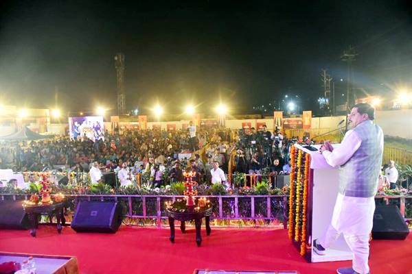 प्रधानमंत्री  मोदी का जीवन है मानवता का संदेश : मुख्यमंत्री डॉ. यादव