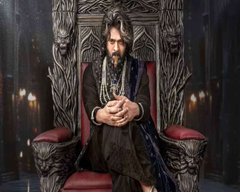 राजा साहब”: प्रभास की हॉरर कॉमेडी का पहला टीज़र, भूतिया हवेली का रहस्य खुलने को तैयार