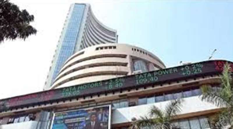 शेयर बाजार में फिर आई बिकवाली; सेंसेक्स 180 अंक गिरा, निफ्टी 31 अंक नीचे आया