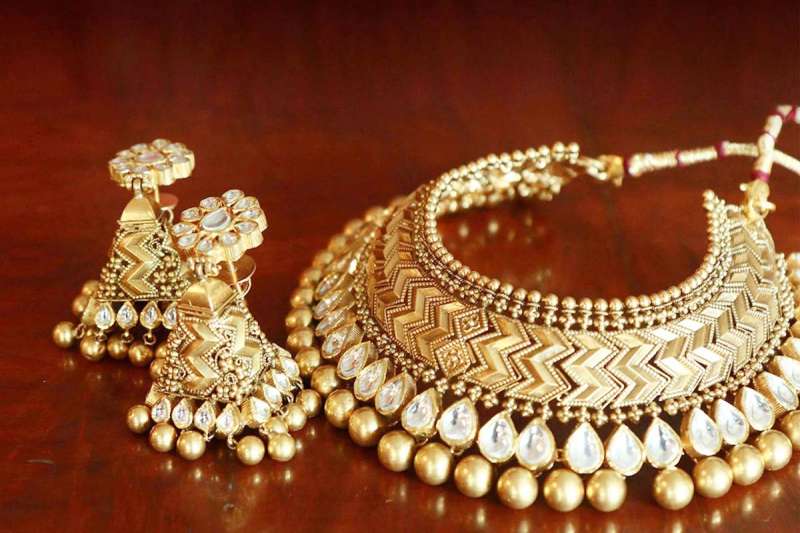 3 साल में सबसे बड़ी गिरावट- जानिए अब अचानक ऐसा क्यों हो रहा है