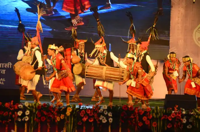 जनजातीय गौरव दिवस पर छत्तीसगढ़ सहित 17 राज्यों के आदिवासी नर्तक दलों की होगी मनमोहक प्रस्तुति