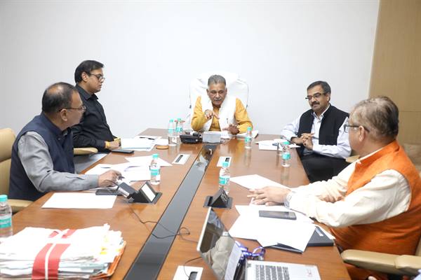 अशासकीय महाविद्यालय संबद्धता संबंधी प्रबंधन को बनाएं पारदर्शितापूर्ण : उच्च शिक्षा मंत्री श्री परमार