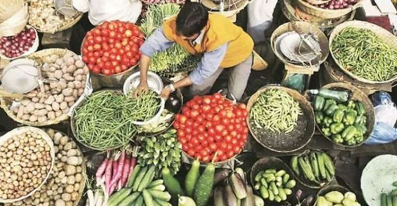 महंगाई की मार से रसोई पर असर, सब्जियों के दाम बढ़ने से 20% महंगा हुआ खाना