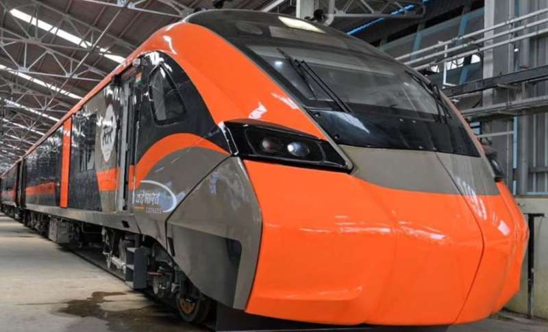 रेल मंत्री ने वंदे भारत स्लीपर ट्रेनों पर दी जानकारी, यात्रियों को मिलेगी नई सुविधा