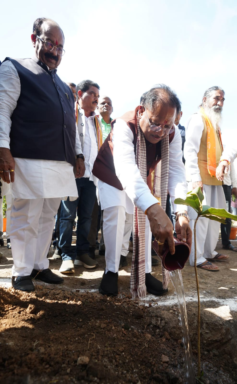 वसुधैव कुटुम्बकं और देशभक्ति का पाठ पढ़ाती है हमारी सनातन परम्परा : मुख्यमंत्री श्री विष्णुदेव साय