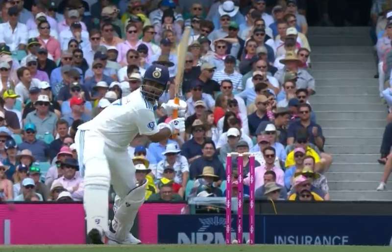 ऋषभ पंत ने सिडनी टेस्ट में दर्द सहकर खेली 40 रन की पारी