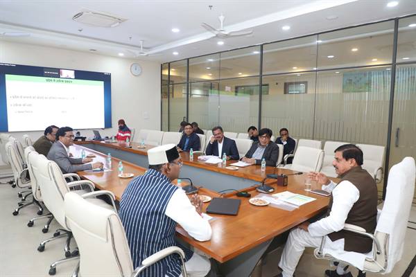 उर्वरकों की समय रहते उपलब्धता सुनिश्चित की जाएं – मुख्यमंत्री डॉ. यादव