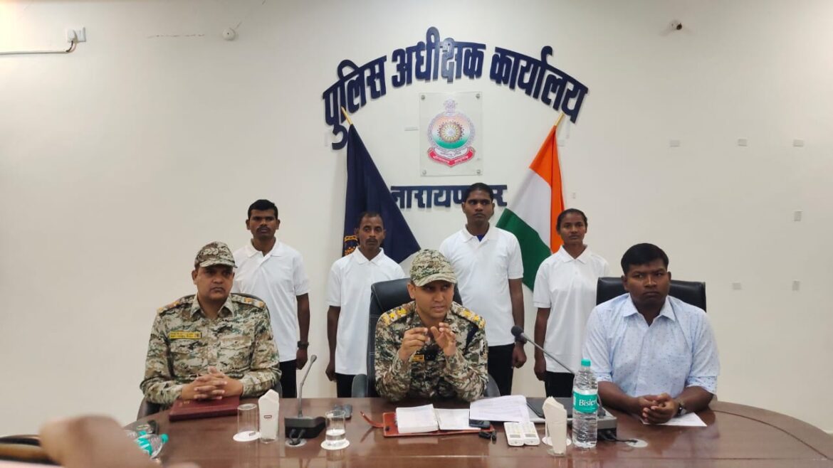 सूरज की रोशनी से हो रहा रात में भी उजाला: मिल रहा लोगो को स्वच्छ जल