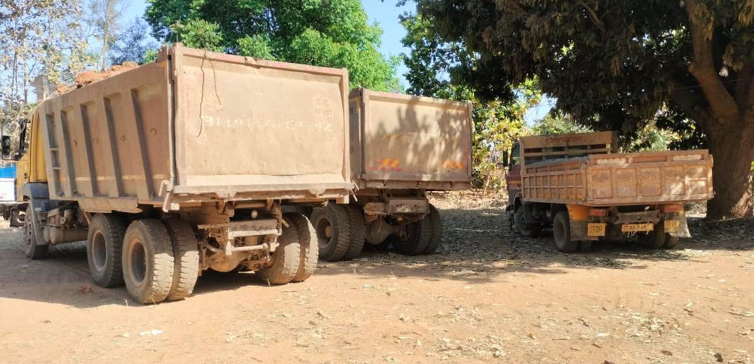 कलेक्टर की अध्यक्षता में साप्ताहिक समय-सीमा की बैठक आयोजित