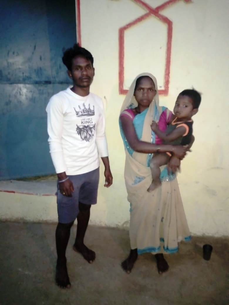 बिरहोर परिवार की 3 महिलाओं को मिल रहा है महतारी वंदन का लाभ, घर के मुखिया को मिला पक्का आवास