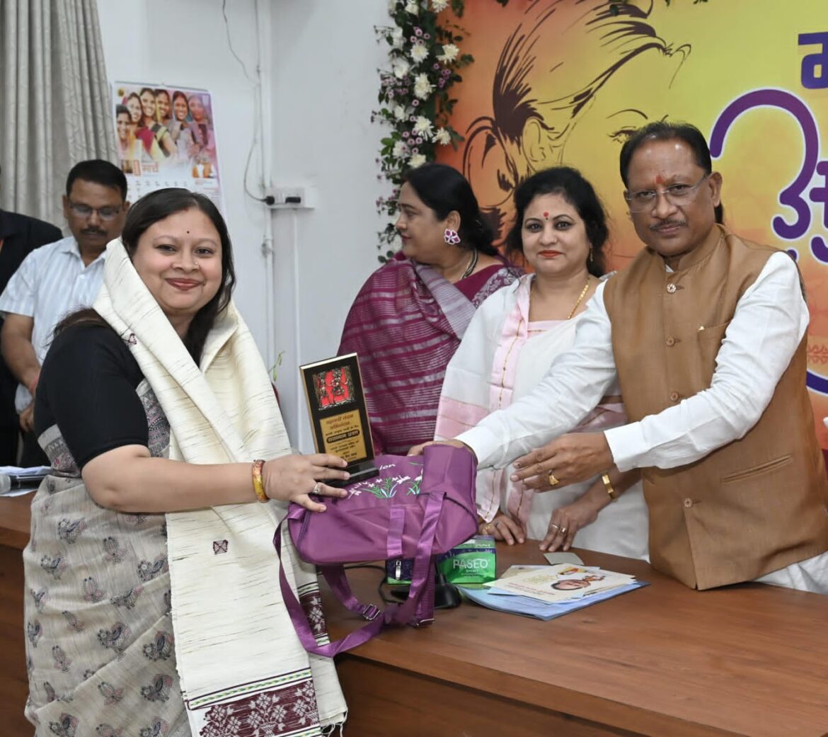 अंतर्राष्ट्रीय महिला दिवस पर ‘महतारी वंदन अभिनंदन’ का भव्य आयोजन