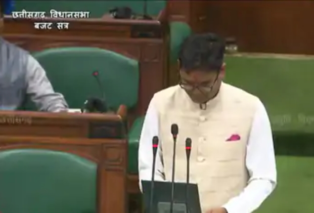 छत्तीसगढ़ बजट 2025: पेट्रोल के रेट में एक रुपए की कमी, कर्मचारियों का डीए बढ़ा