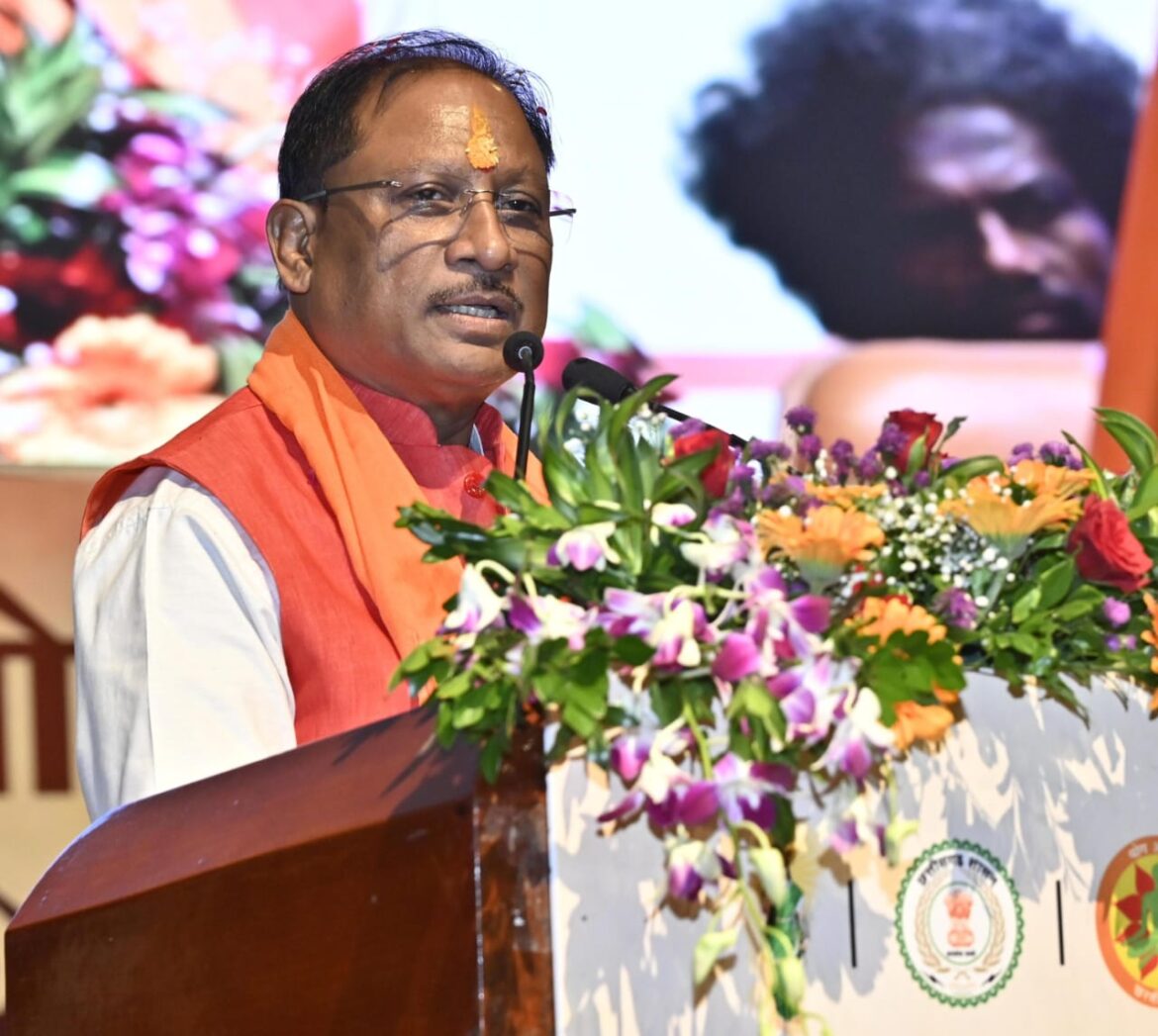 योग आयोग के नवनिर्वाचित अध्यक्ष के शपथ ग्रहण में शामिल हुए मुख्यमंत्री श्री विष्णु देव साय