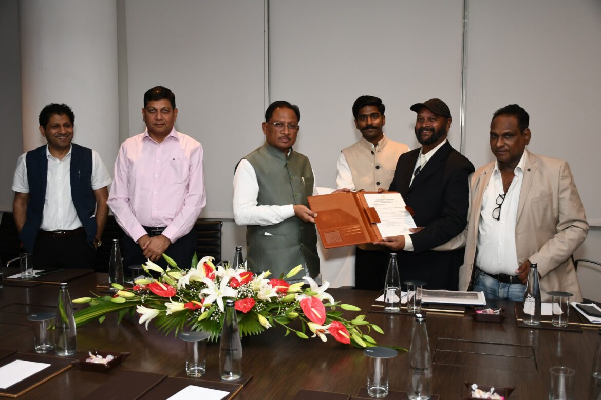 नवा रायपुर में मल्टिस्पेशियलिटी अस्पताल की स्थापना में शाल्वी ग्रुप की रुचि, मुंबई में मुख्यमंत्री श्री साय से की मुलाकात